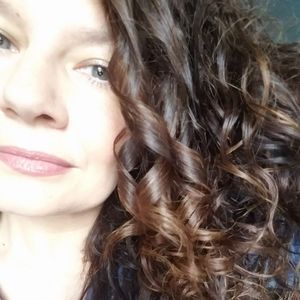 Meet your Posher, Michele